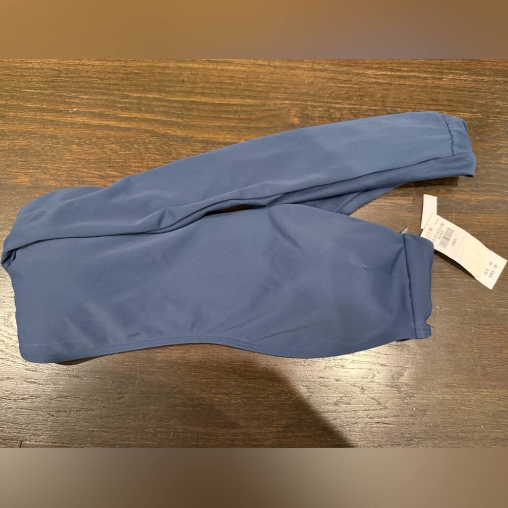 Abercrombie & Fitch One Shoulder bikini top
